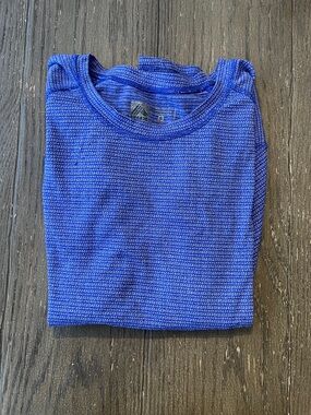 Reebok Women's Athletic Blue Long Sleeve - Textured Knit